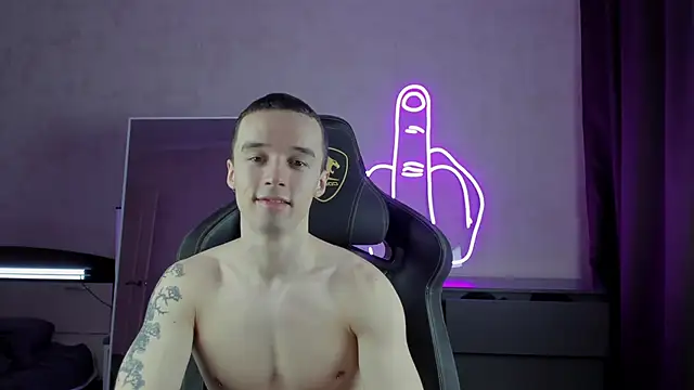 MasonWarholl online show from January 10, 4:33 am