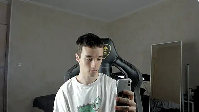 MasonWarholl online show from February 13, 11:26 pm