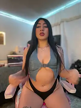 KittyRous online show from May 6, 7:35 am