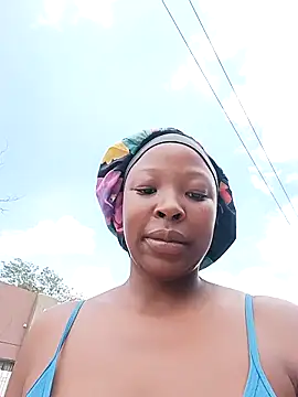 Snapshot of Mayo01_ chatting on December 30, 9:05 am Mayo01  online show from December 30, 9:05 am