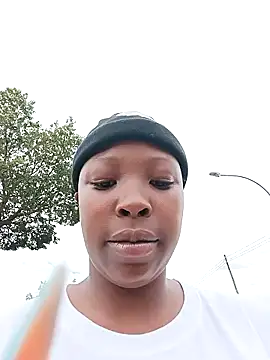 Snapshot of Mayo01_ chatting on January 1, 1:05 pm Mayo01  online show from January 1, 1:05 pm