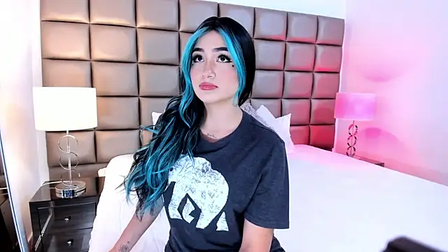 AnnyHizzle online show from February 2, 9:34 pm