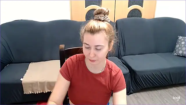 VioletaFlower7 online show from January 12, 10:34 am