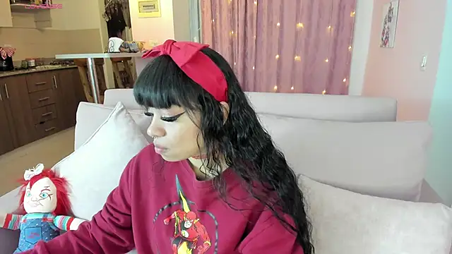 zoesullivan online show from January 12, 10:02 am