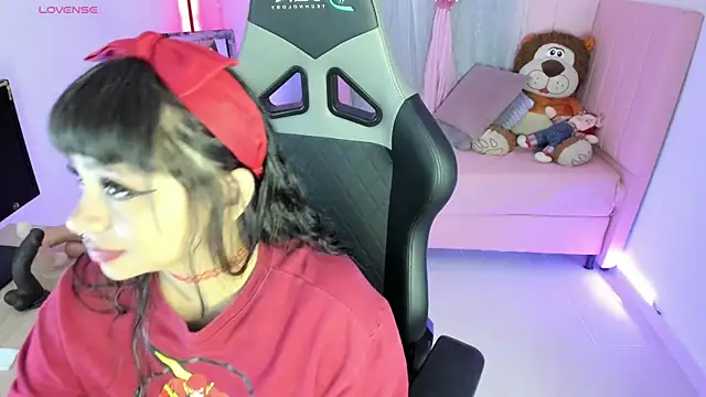 zoesullivan online show from February 13, 10:12 am