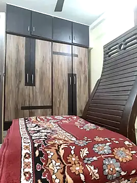 Snapshot of vikram74 chatting on February 1, 9:43 am vikram74 online show from February 1, 9:43 am