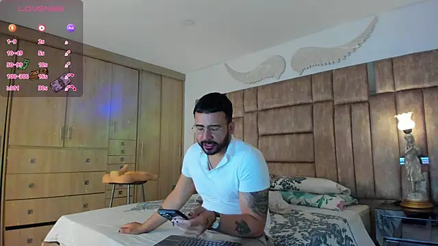 petterwilly1 online show from February 15, 2:44 pm