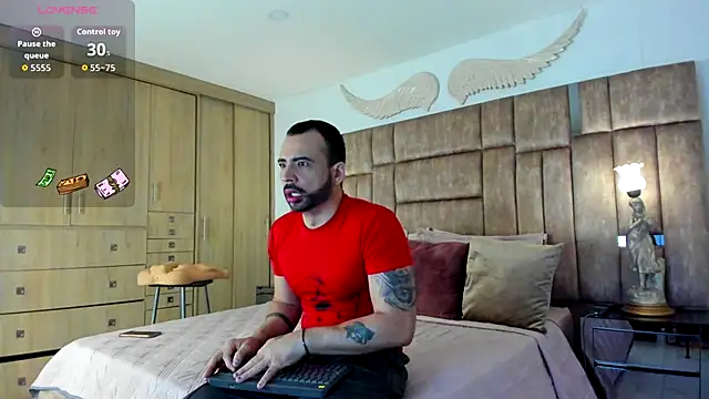 petterwilly1 online show from September 24, 3:04 pm