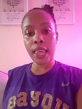 R-thequeen online show from May 15, 10:50 pm