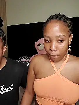 R-thequeen online show from July 30, 11:42 am
