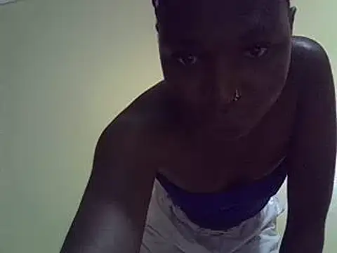 petite 12 online show from March 3, 12:26 am