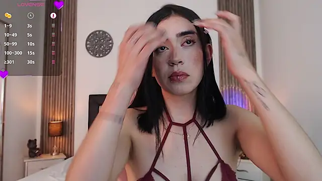 Julieta De Los Angeles online show from December 23, 8:57 pm