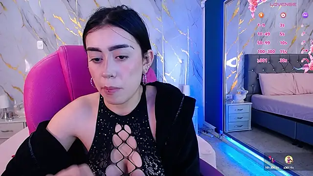 Julieta De Los Angeles online show from February 20, 9:44 am