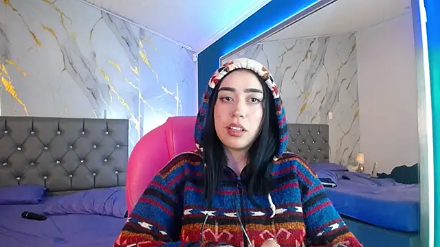 Julieta De Los Angeles online show from February 26, 6:47 am