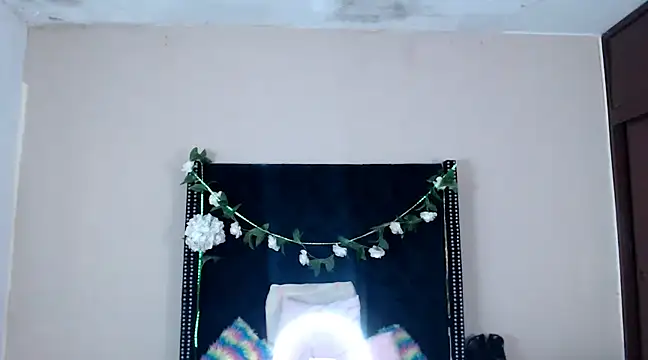 VioletaaaSlave online show from March 2, 11:18 am