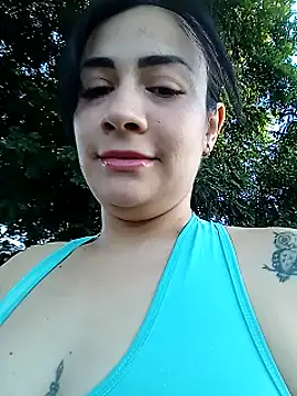 Snapshot of XGabrielaXX chatting on January 6, 9:43 pm XGabrielaXX online show from January 6, 9:43 pm