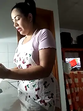 Snapshot of XGabrielaXX chatting on March 18, 3:31 pm XGabrielaXX online show from March 18, 3:31 pm