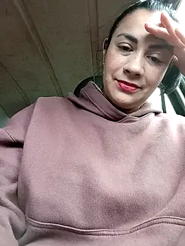 Snapshot of XGabrielaXX chatting on October 3, 11:29 am XGabrielaXX online show from October 3, 11:29 am