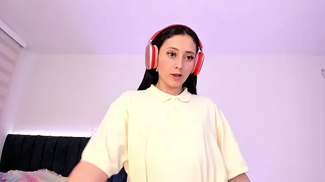 Snapshot of liaqueen610 chatting on January 7, 1:28 am liaqueen610 online show from January 7, 1:28 am