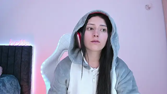 Snapshot of liaqueen610 chatting on January 18, 12:46 am liaqueen610 online show from January 18, 12:46 am