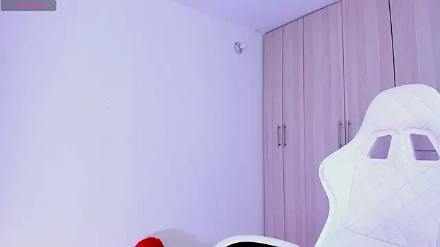 Snapshot of liaqueen610 chatting on February 5, 3:55 am liaqueen610 online show from February 5, 3:55 am