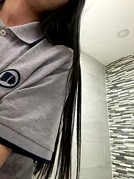 Snapshot of liaqueen610 chatting on September 15, 9:48 pm liaqueen610 online show from September 15, 9:48 pm