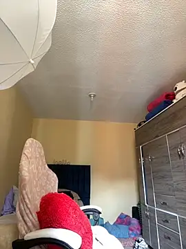 Snapshot of liaqueen610 chatting on October 26, 5:08 pm liaqueen610 online show from October 26, 5:08 pm