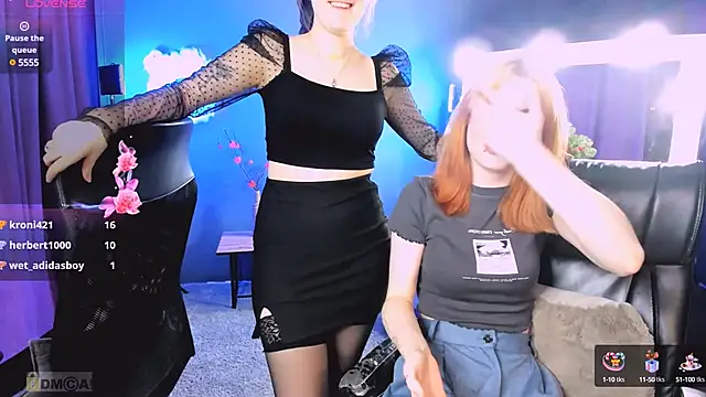 Snapshot of liana_kisses chatting on January 26, 12:54 pm liana kisses online show from January 26, 12:54 pm