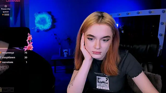 Snapshot of liana_kisses chatting on January 26, 11:18 pm liana kisses online show from January 26, 11:18 pm