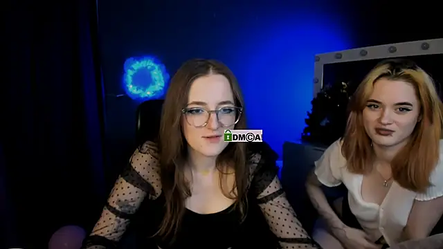 Snapshot of liana_kisses chatting on February 8, 5:08 am liana kisses online show from February 8, 5:08 am