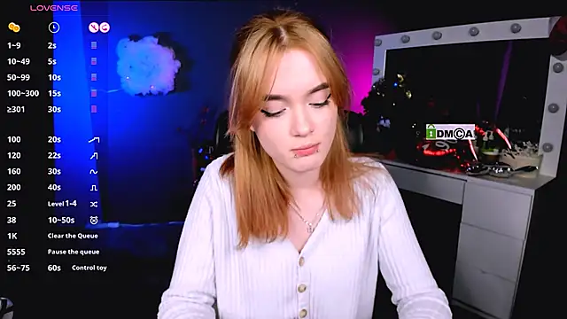 Snapshot of liana_kisses chatting on February 17, 2:15 pm liana kisses online show from February 17, 2:15 pm