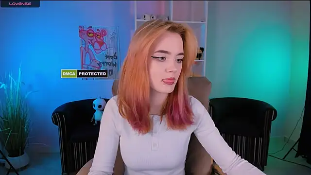 Snapshot of liana_kisses chatting on March 18, 7:42 pm liana kisses online show from March 18, 7:42 pm