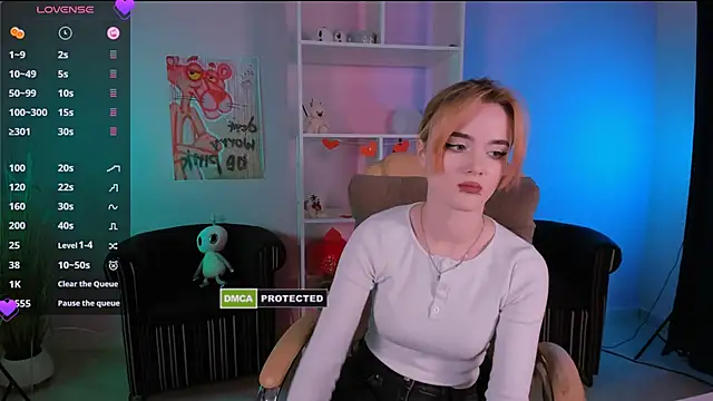 Snapshot of liana_kisses chatting on March 19, 4:57 am liana kisses online show from March 19, 4:57 am