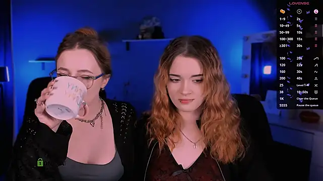 Snapshot of liana_kisses chatting on September 10, 7:25 pm liana kisses online show from September 10, 7:25 pm