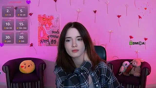 liana kisses online show from April 20, 7:04 pm