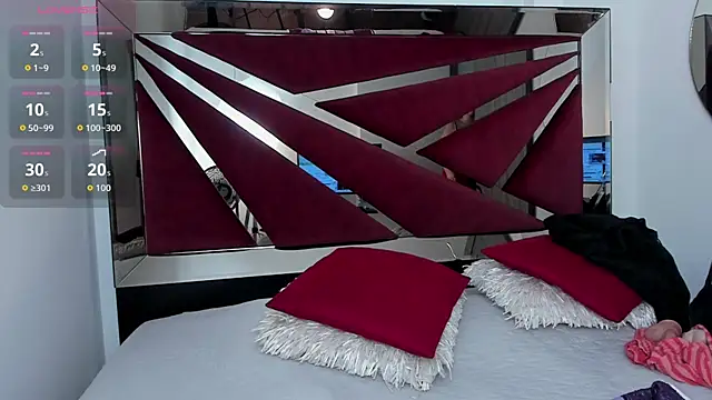 Snapshot of BarbaraKnox_ chatting on October 24, 11:56 pm BarbaraKnox online show from October 24, 11:56 pm