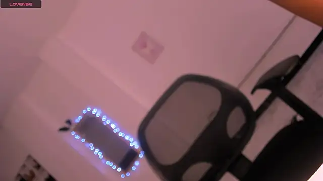 dulcemariacams online show from February 22, 6:57 am