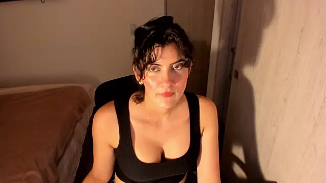 misstoya online show from July 20, 1:20 am