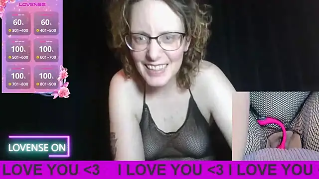 Snapshot of PernillaGirl chatting on March 18, 7:50 pm PernillaGirl online show from March 18, 7:50 pm