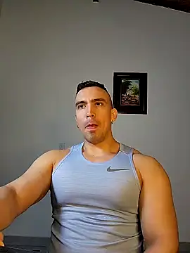 Snapshot of jhay-crux chatting on December 6, 10:16 am jhay-crux online show from December 6, 10:16 am