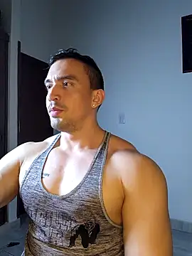 Snapshot of jhay-crux chatting on November 4, 10:20 pm jhay-crux online show from November 4, 10:20 pm