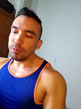 jhay-crux online show from April 24, 12:35 am