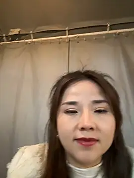 Snapshot of Efangfang chatting on December 15, 10:39 am Efangfang online show from December 15, 10:39 am