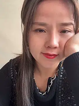 Snapshot of Efangfang chatting on December 29, 6:14 am Efangfang online show from December 29, 6:14 am
