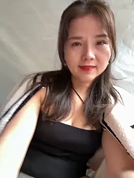 Snapshot of Efangfang chatting on January 1, 7:20 am Efangfang online show from January 1, 7:20 am
