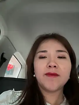 Snapshot of Efangfang chatting on February 7, 9:26 am Efangfang online show from February 7, 9:26 am