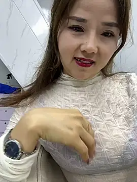 Snapshot of Efangfang chatting on March 4, 10:46 am Efangfang online show from March 4, 10:46 am