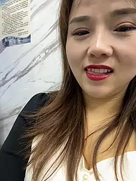 Snapshot of Efangfang chatting on March 8, 11:58 am Efangfang online show from March 8, 11:58 am