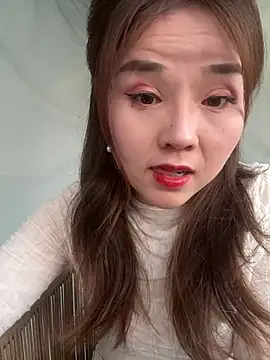 Snapshot of Efangfang chatting on March 9, 8:18 am Efangfang online show from March 9, 8:18 am