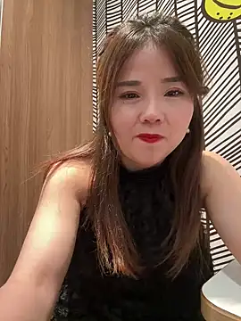 Snapshot of Efangfang chatting on March 20, 8:20 am Efangfang online show from March 20, 8:20 am